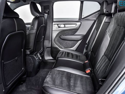 Used 2023 Volvo XC40 Recharge Plus AWD/4WD image 20