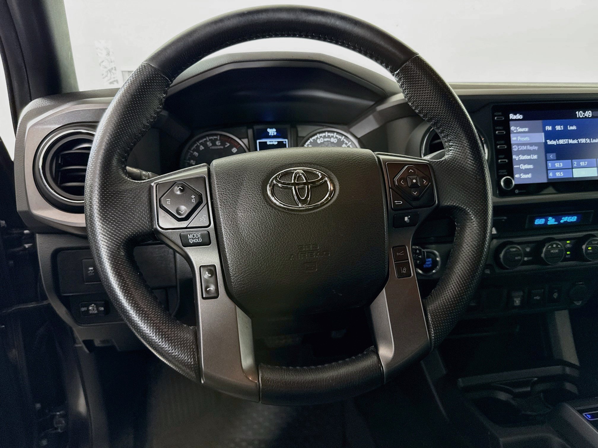 Used 2021 Toyota Tacoma TRD Off-Road AWD/4WD image 12