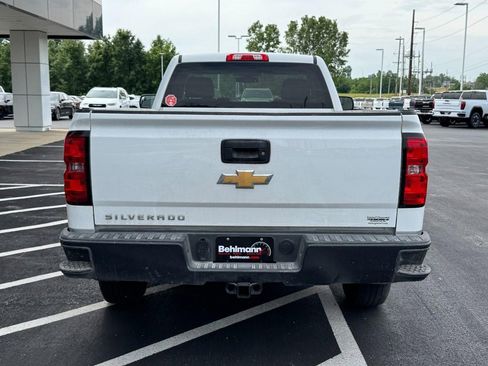Used 2018 Chevrolet Silverado 1500 W/T w/ WT Convenience Package AWD/4WD image 5