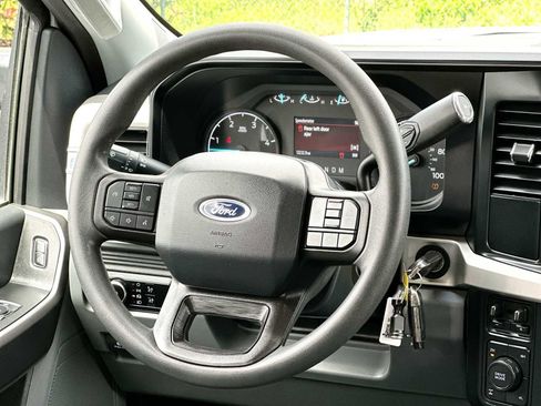 Used 2025 Ford F250 XLT w/ FX4 Off-Road Package AWD/4WD image 27