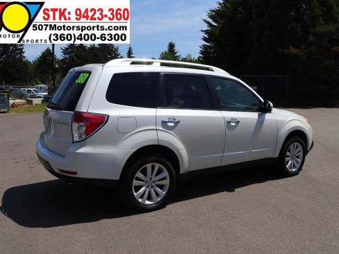 Used 2011 Subaru Forester 2.5X Touring w/ Popular Equipment Group 4B AWD/4WD image 7