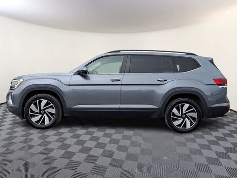 Used 2025 Volkswagen Atlas SE image 8