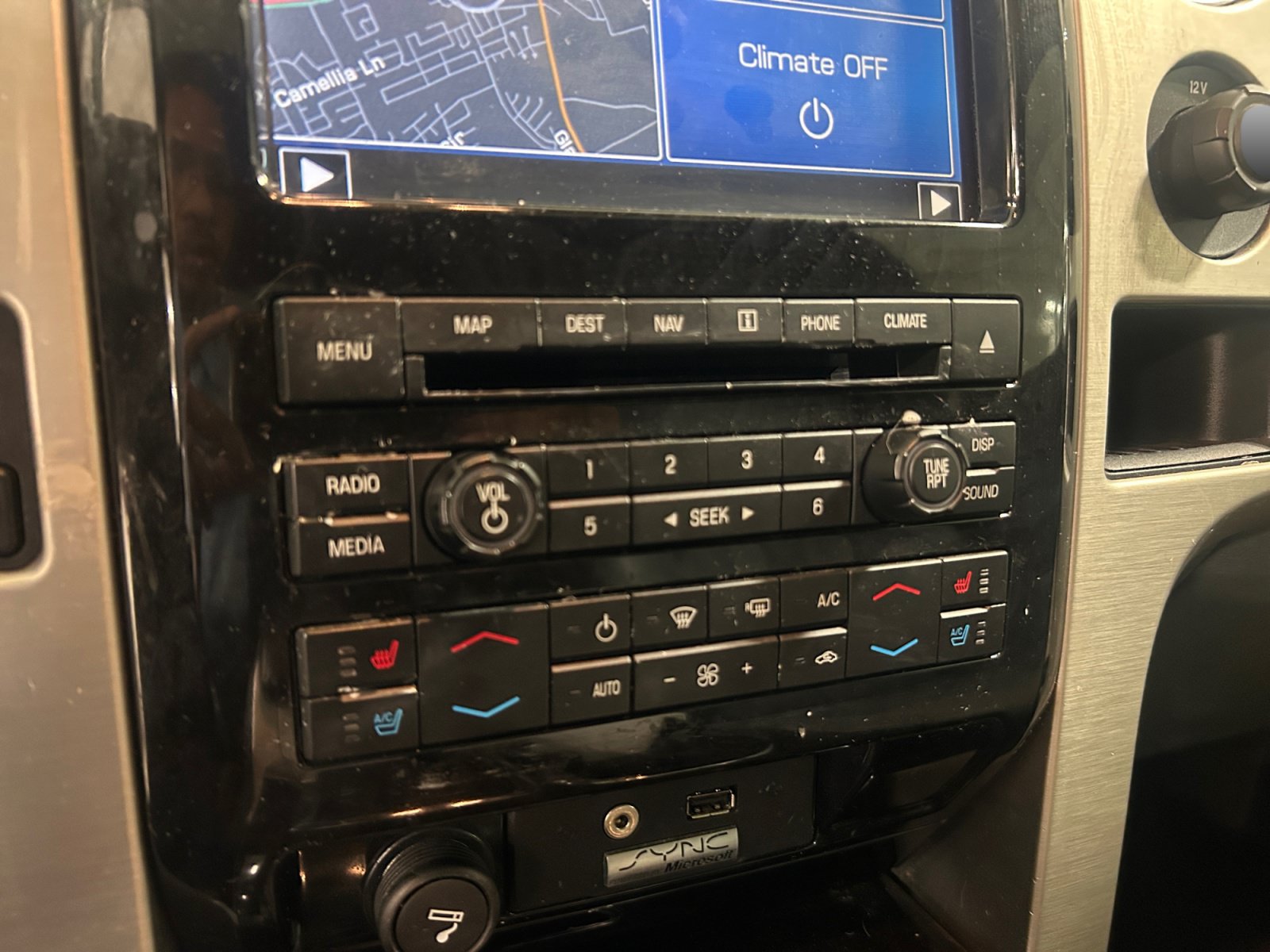 Used 2011 Ford F150 Platinum RWD image 15