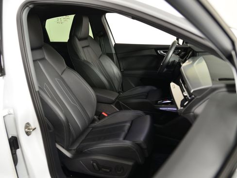 Certified 2023 Audi Q4 e-tron Premium Plus w/ Premium Plus image 18