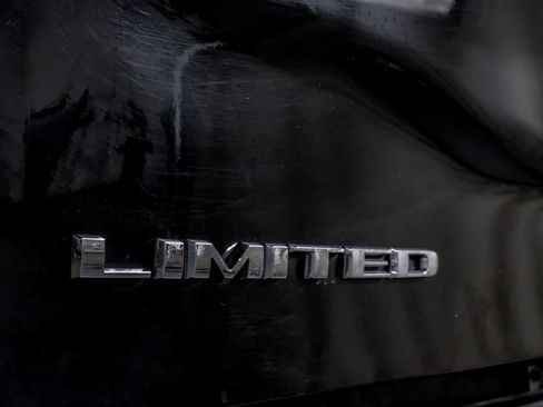 Used 2024 RAM 3500 Limited AWD/4WD image 46