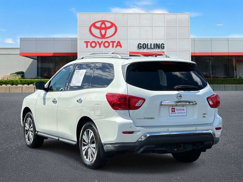 Used 2017 Nissan Pathfinder SL w/ SL Premium Package AWD/4WD image 4
