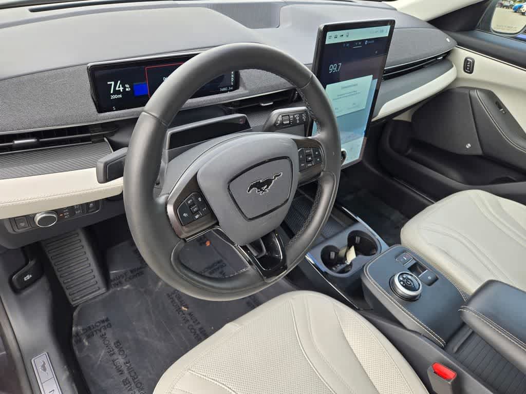 Used 2022 Ford Mustang Mach-E Premium RWD image 11