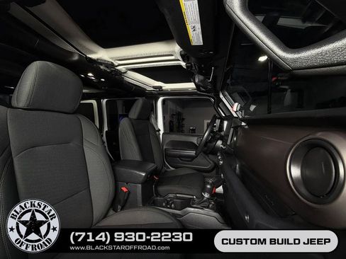 Used 2020 Jeep Wrangler Unlimited Sport S AWD/4WD image 16