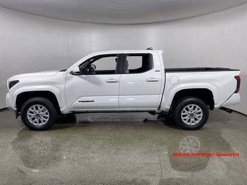 Certified 2024 Toyota Tacoma SR5 image 6