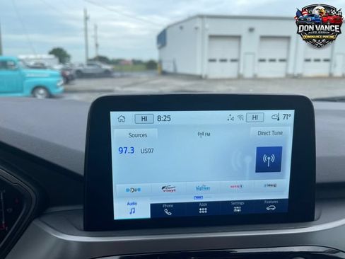 Used 2025 Ford Escape Active AWD/4WD image 18