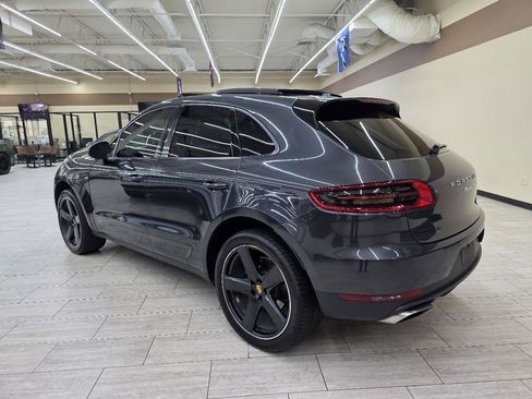 Used 2018 Porsche Macan AWD/4WD image 8