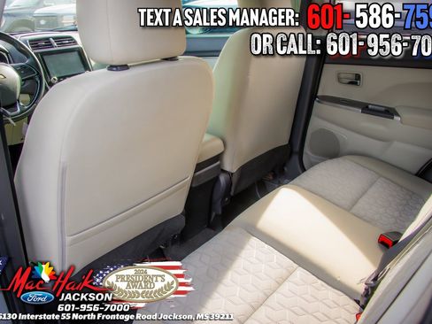 Used 2021 Mitsubishi Outlander Sport SE image 10