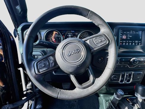 Certified 2022 Jeep Wrangler Unlimited Sport AWD/4WD image 12
