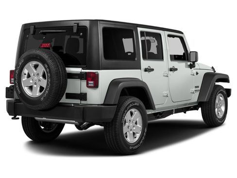 Used 2018 Jeep Wrangler Unlimited Sport S image 35