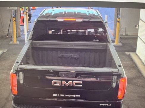 Used 2021 GMC Sierra 1500 AT4 image 7