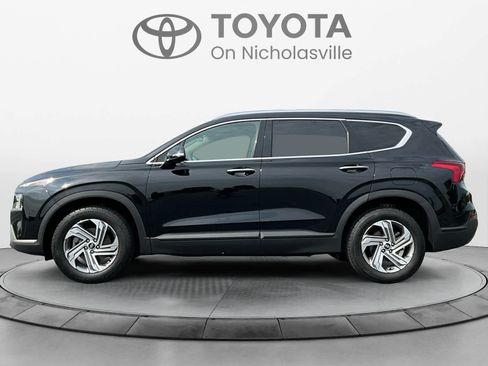 Used 2023 Hyundai Santa Fe SEL FWD image 2