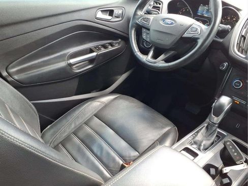 Used 2018 Ford Escape Titanium FWD image 19