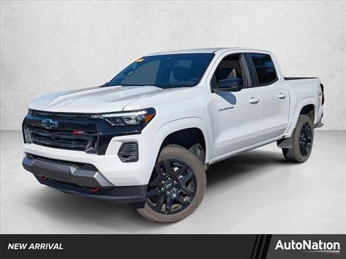 Used 2024 Chevrolet Colorado Z71 w/ Z71 Convenience Package 2 image 1