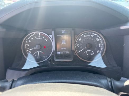 Used 2023 Toyota Tacoma TRD Off-Road image 19