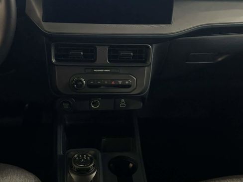 New 2025 Ford Maverick XLT w/ XLT Luxury Package image 13