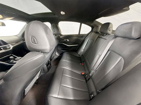 Used 2019 BMW 330i xDrive Sedan w/ Convenience Package AWD/4WD image 30