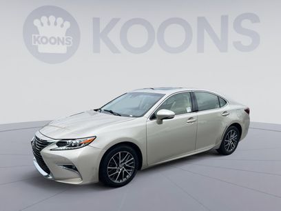 Used 2017 Lexus ES 350 w/ Luxury Package