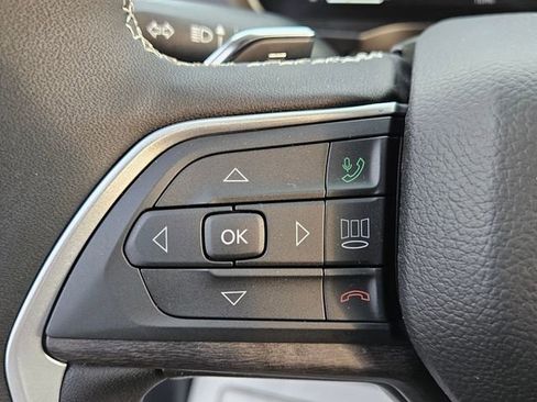 New 2025 Jeep Grand Cherokee L Limited w/ Luxury Tech Group II image 25