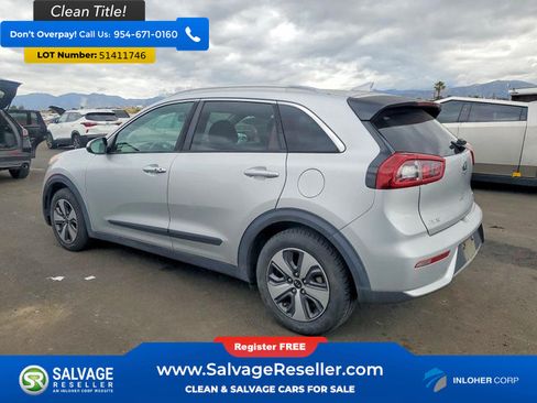 Used 2017 Kia Niro LX FWD image 3