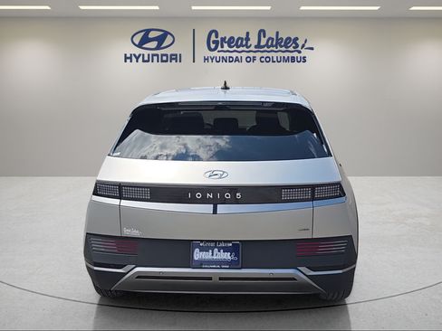 Certified 2024 Hyundai Ioniq 5 SEL AWD/4WD image 4