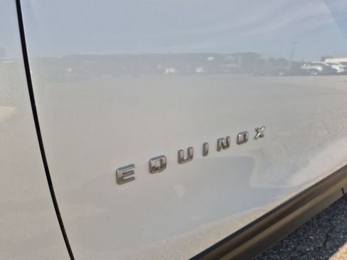 Certified 2022 Chevrolet Equinox Premier FWD image 32