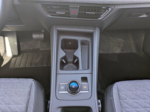 New 2026 Volkswagen Tiguan S FWD image 19