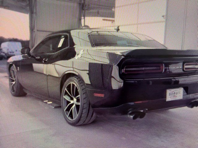 Used 2015 Dodge Challenger R/T Scat Pack w/ Leather Interior Group RWD image 9