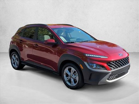 Certified 2023 Hyundai Kona SEL AWD/4WD image 3