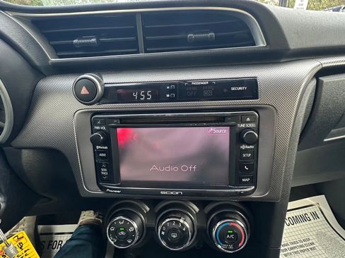 Used 2015 Scion tC image 15