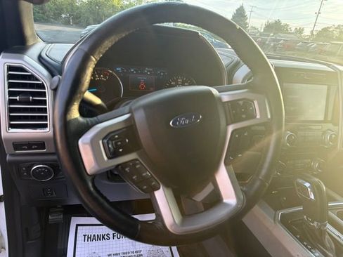 Used 2015 Ford F150 Lariat w/ Equipment Group 502A Luxury AWD/4WD image 11