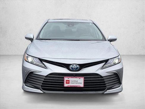 Used 2024 Toyota Camry XLE w/ Navigation Package image 2