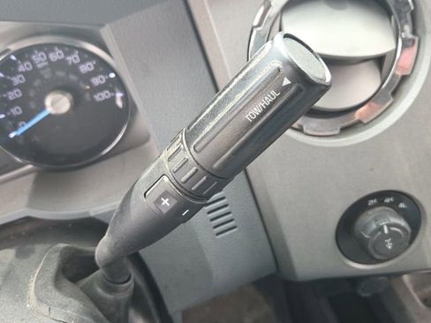 Used 2016 Ford F250 XLT w/ XLT Value Package image 37