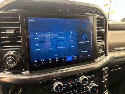 Certified 2025 Ford F150 Platinum w/ FX4 Off-Road Package AWD/4WD image 34