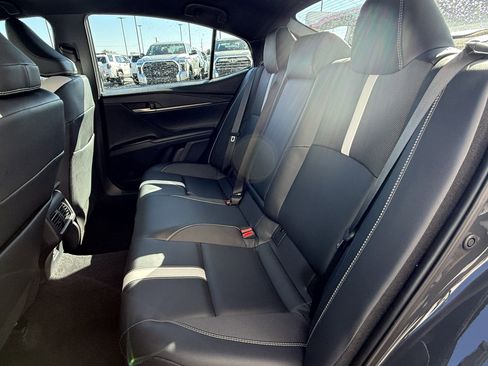 Certified 2025 Toyota Camry SE image 11