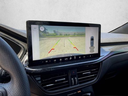 Used 2023 Ford Escape ST-Line w/ Tech Pack #1 FWD image 21