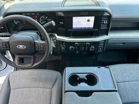 Used 2025 Ford F250 XL w/ STX Appearance Package AWD/4WD image 13