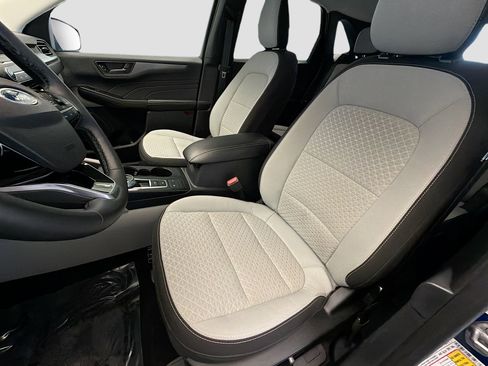 Used 2023 Ford Escape Active w/ Cold Weather Package image 11