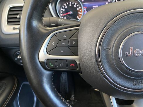 Used 2021 Jeep Compass Latitude w/ Convenience Group AWD/4WD image 6
