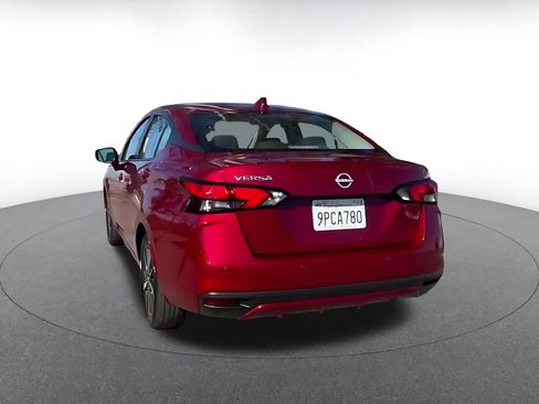 Used 2025 Nissan Versa SV image 11