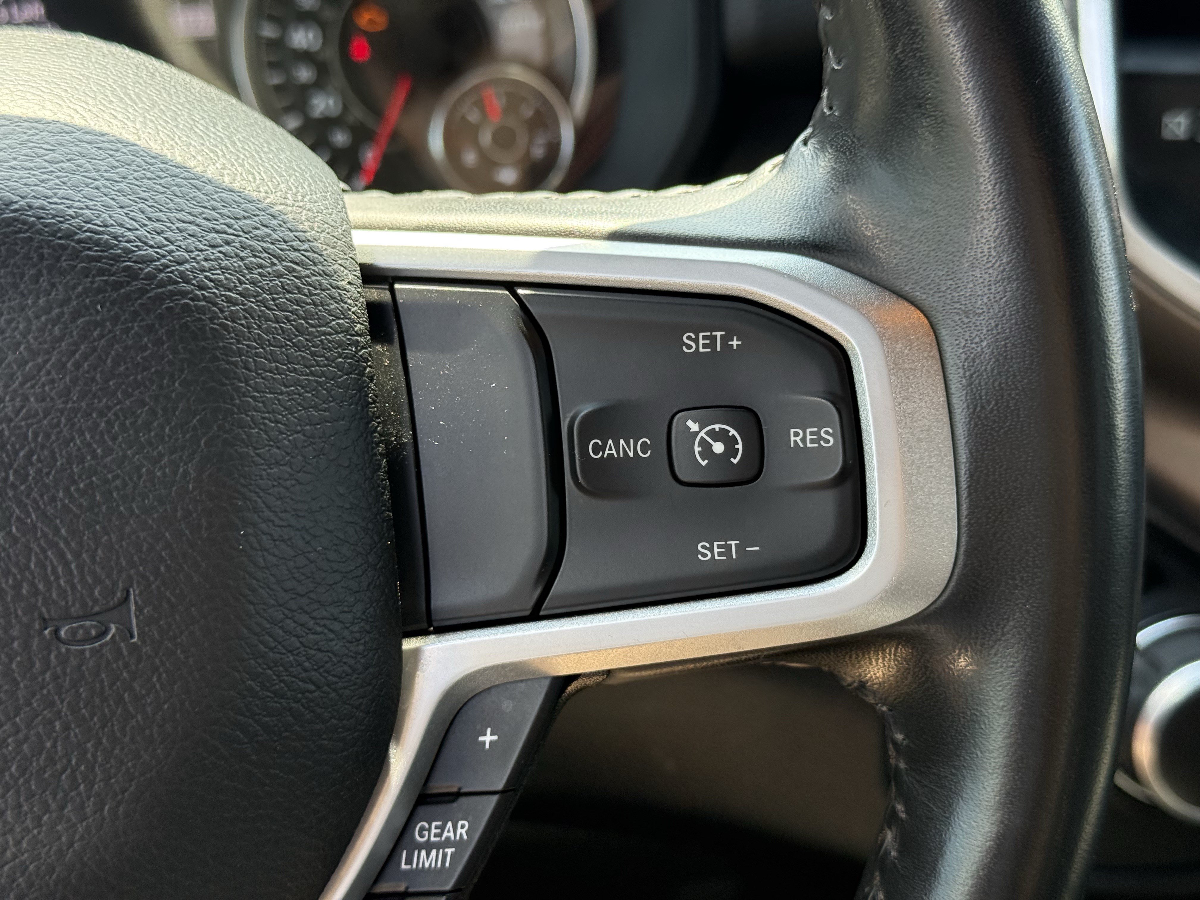 Used 2023 RAM 1500 Lone Star AWD/4WD image 17