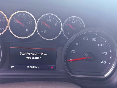 Used 2021 Chevrolet Suburban LS image 8