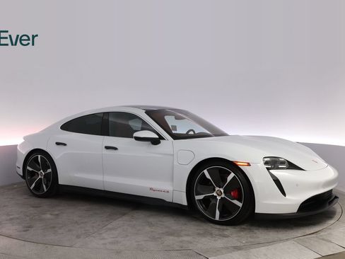 Used 2022 Porsche Taycan 4S AWD/4WD image 14