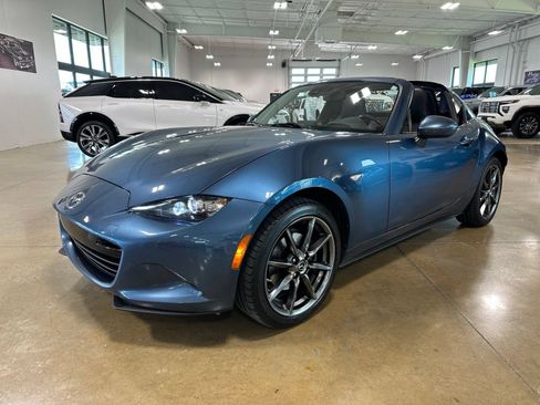 Used 2019 MAZDA MX-5 Miata RF Grand Touring RWD image 4