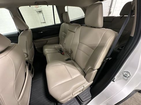 Used 2022 Honda Pilot EX-L image 15