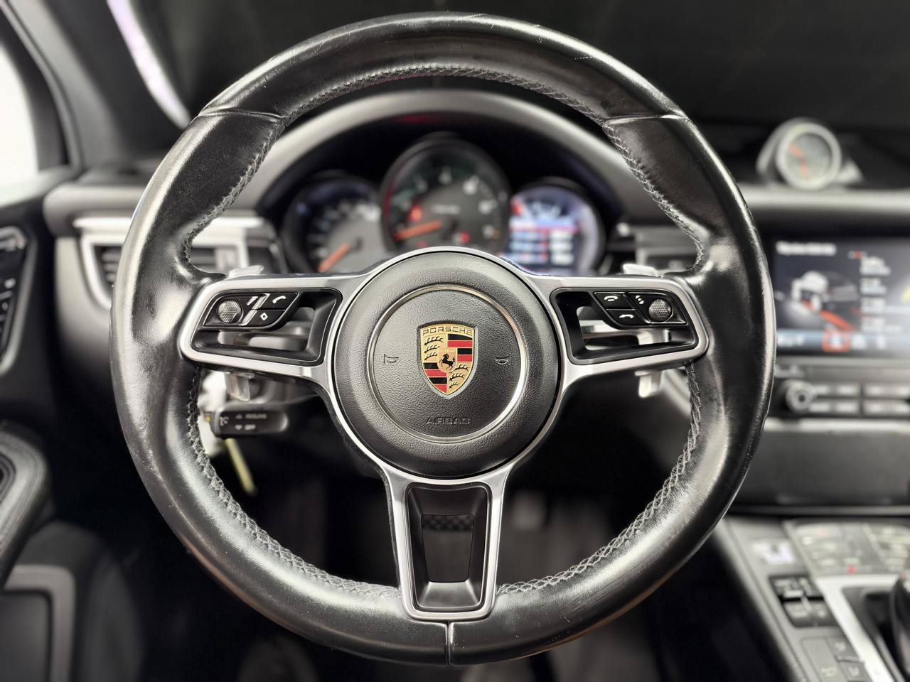Used 2017 Porsche Macan AWD/4WD image 17